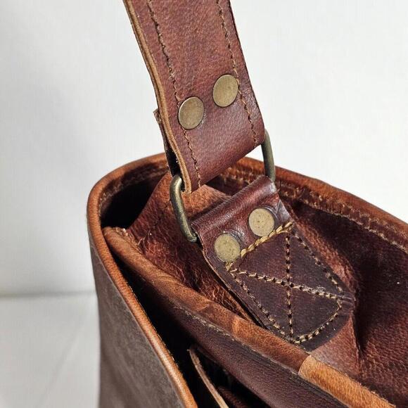 Satchel and Fable Handmade Women Vintage Style Genuine Lux Leather Shoulder Bag - Picture 5 of 12